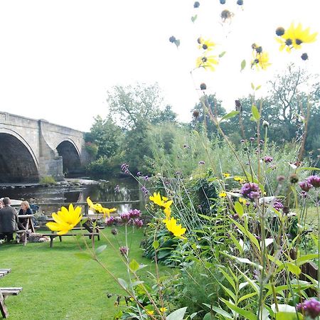 The Bull Inn West Tanfield Ripon Esterno foto